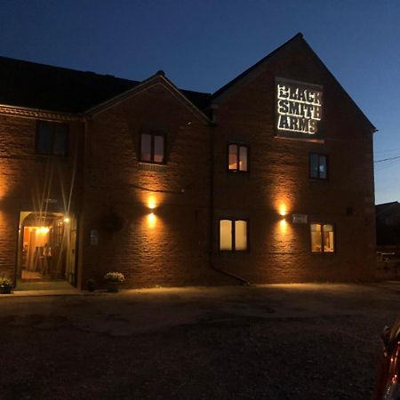 Bed and Breakfast The Blacksmith Arms Олтон Екстер'єр фото